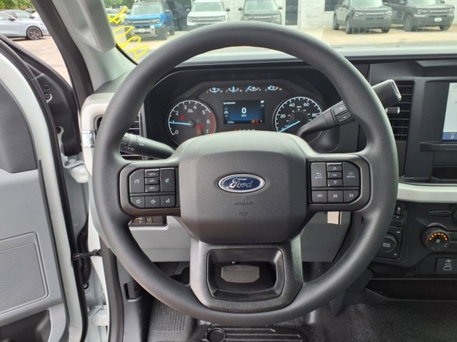 2026 Ford F-250 photo 9