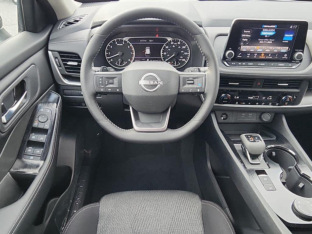 2026 Nissan Rogue SV photo 14