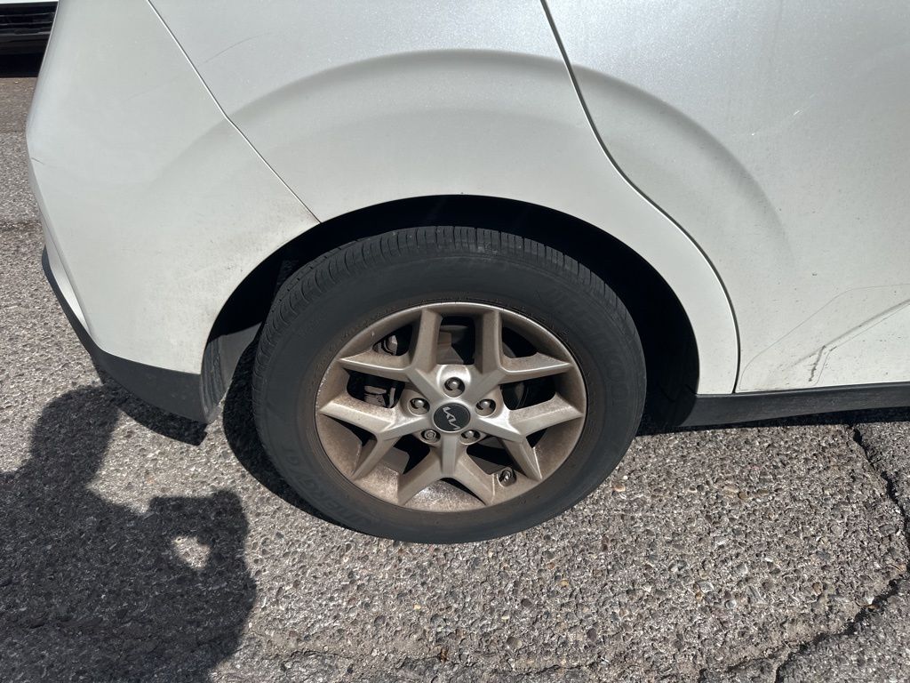 2023 Kia Soul LX photo 8