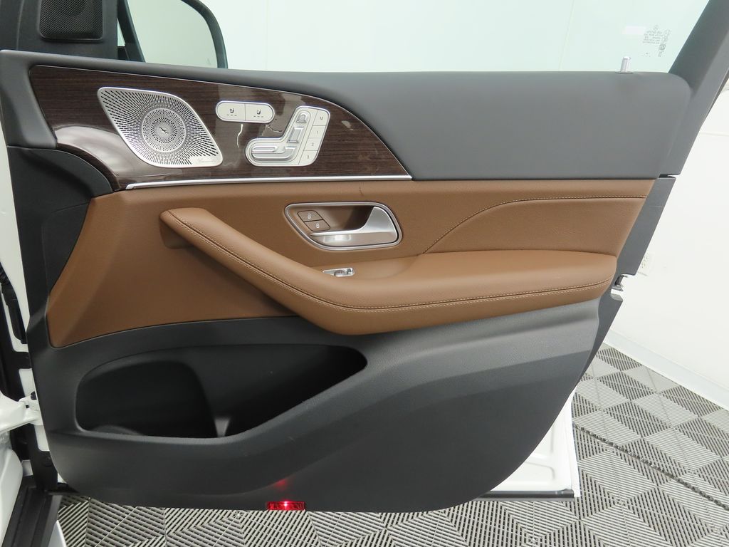 2025 Mercedes Benz GLE 350 4MATIC photo 23