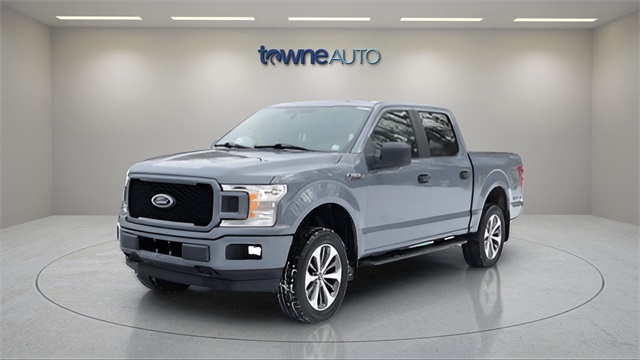 2019 Ford F-150 XL's photo