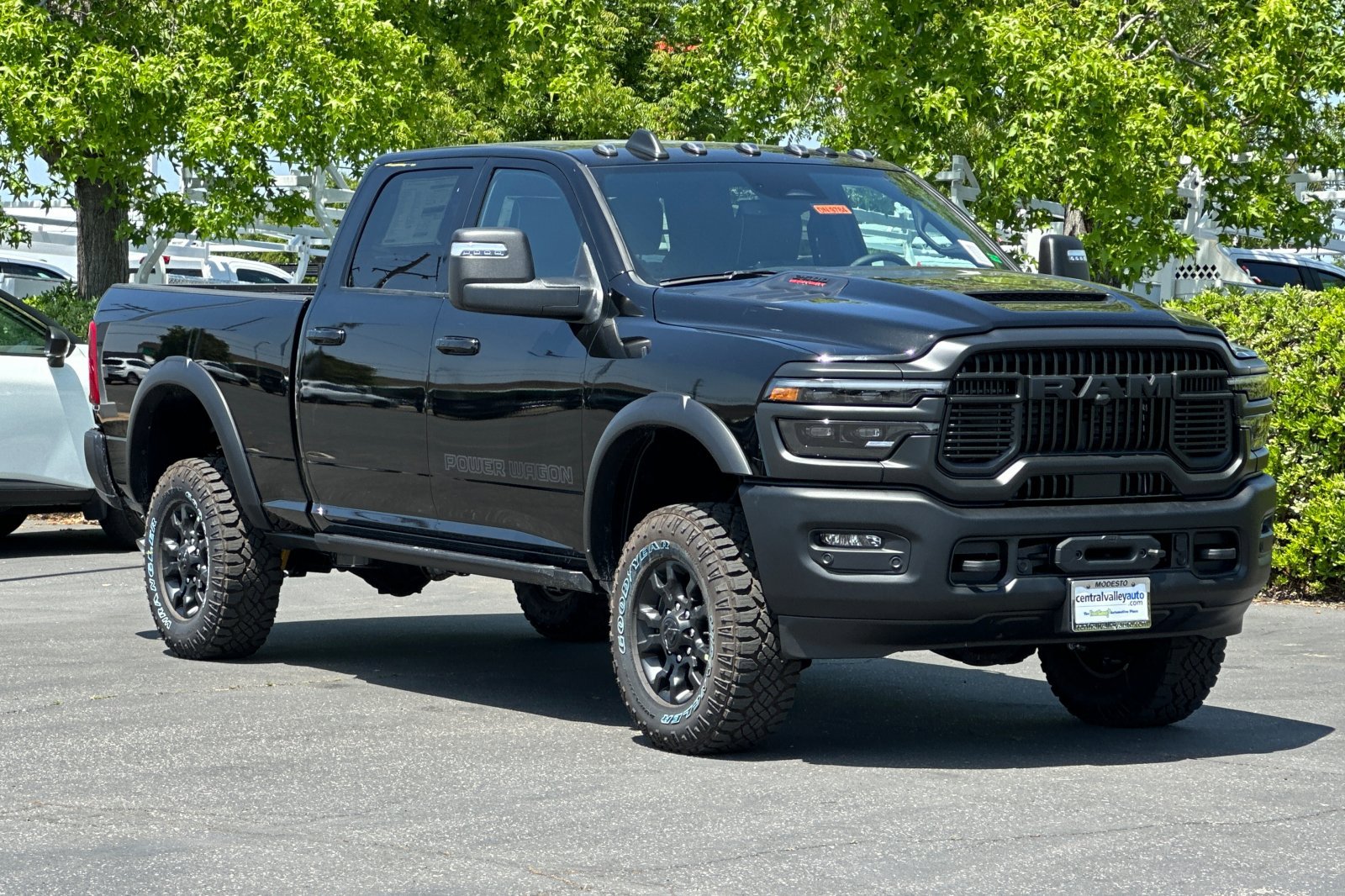2025 Ram 2500 Power Wagon photo 2