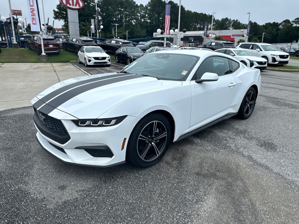 2024 Ford Mustang EcoBoost photo 7