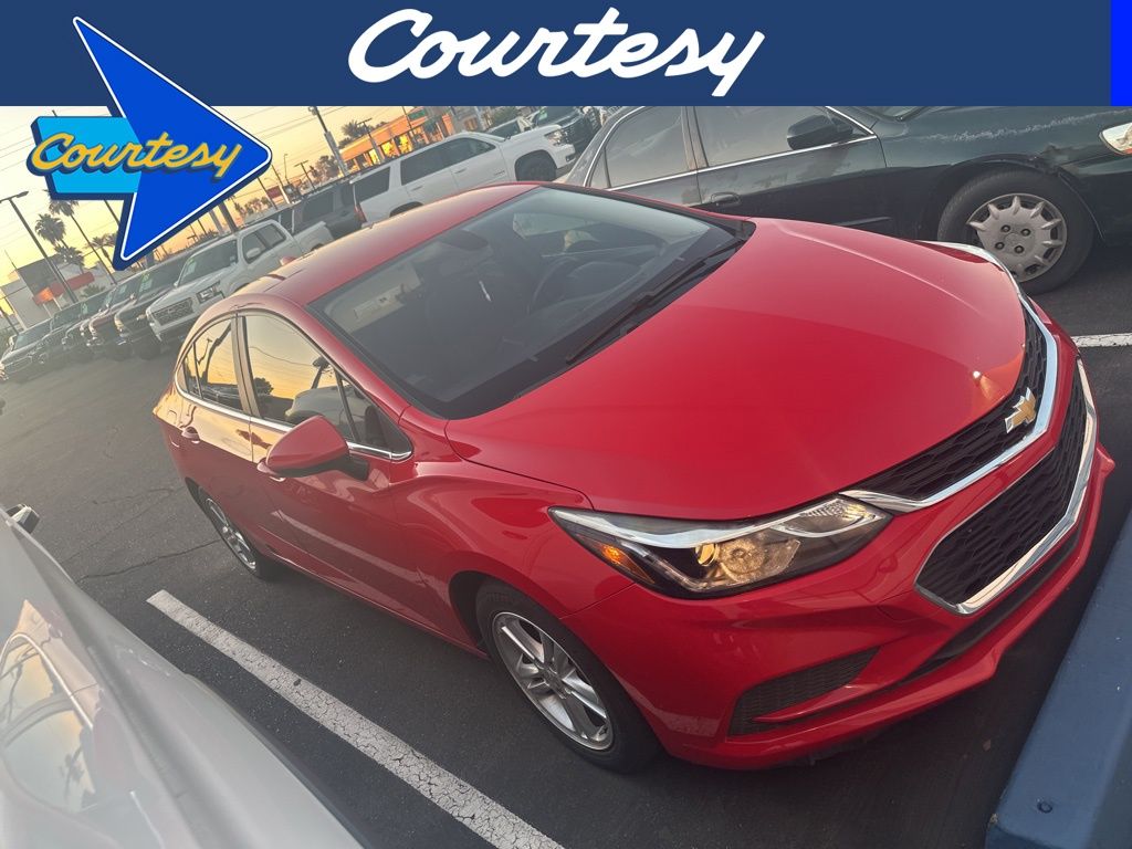 2018 Chevrolet Cruze LT's photo