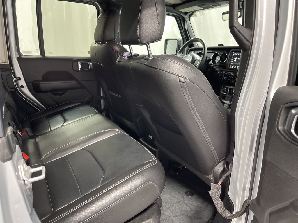 2023 Jeep Wrangler Sahara 4xe photo 29