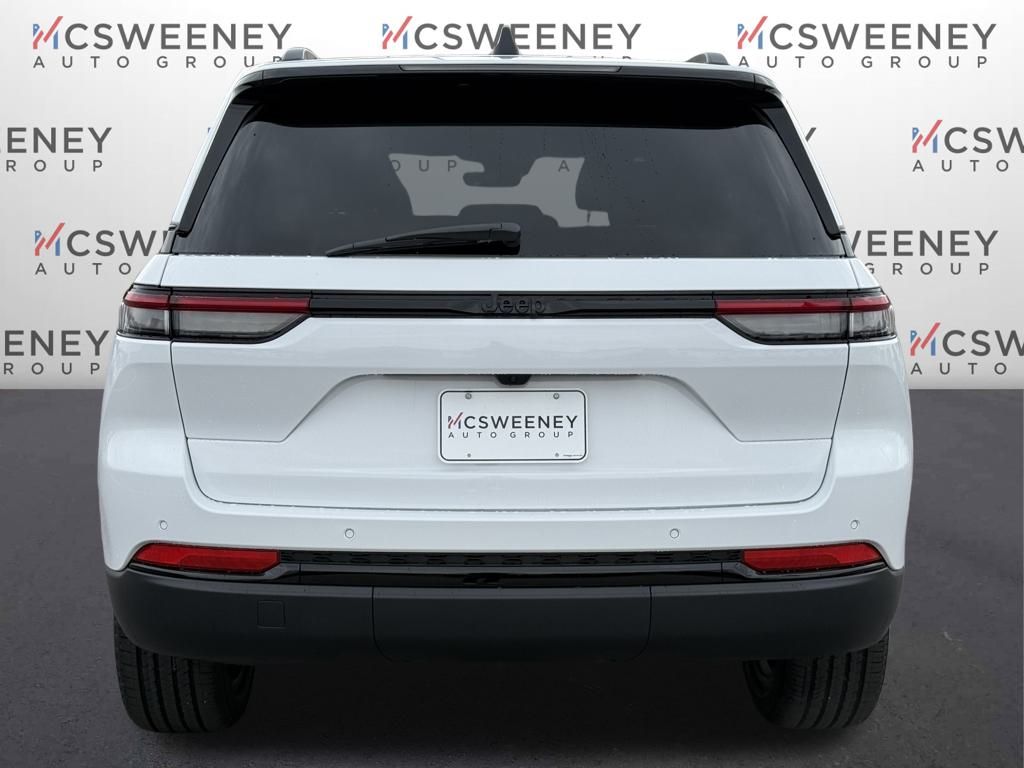 2025 Jeep Grand Cherokee Altitude X photo 2