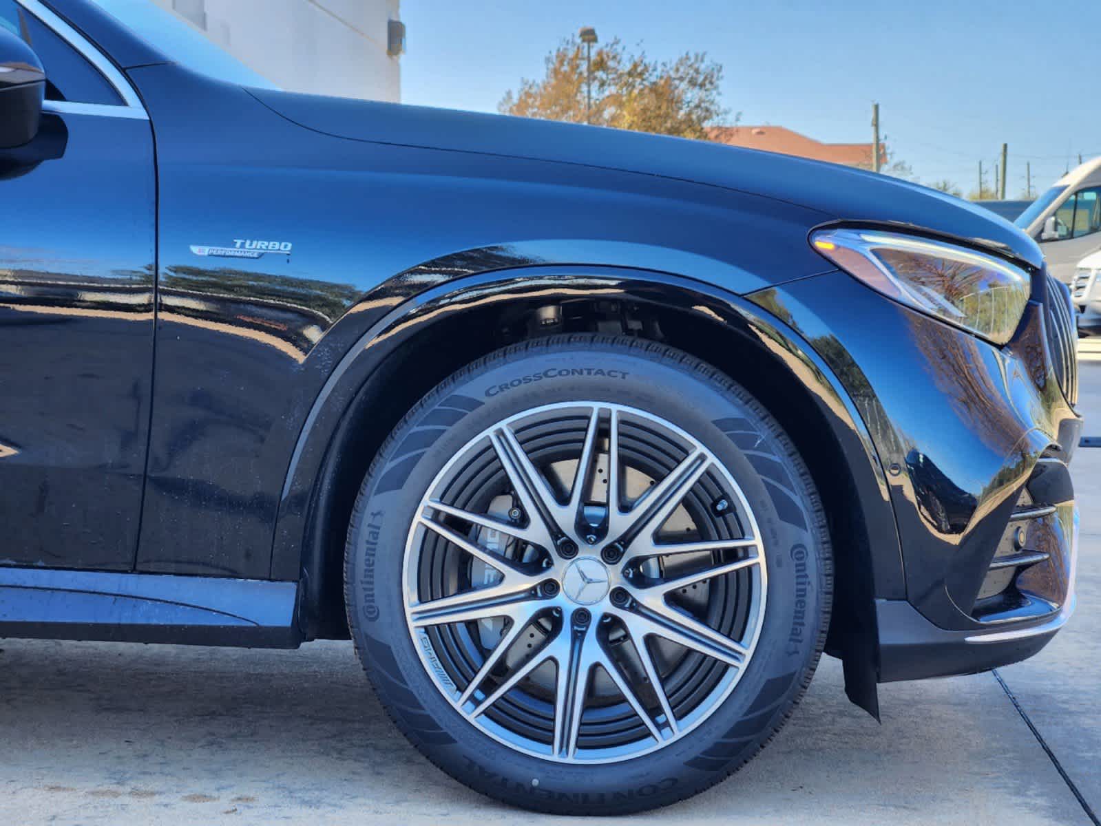 2025 Mercedes Benz GLC AMG 63 S E PERFORMANCE photo 3