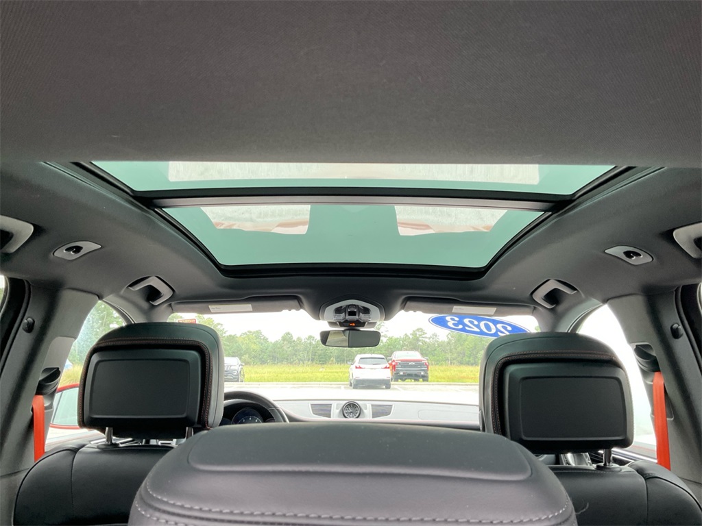 2023 Porsche Macan Base photo 20