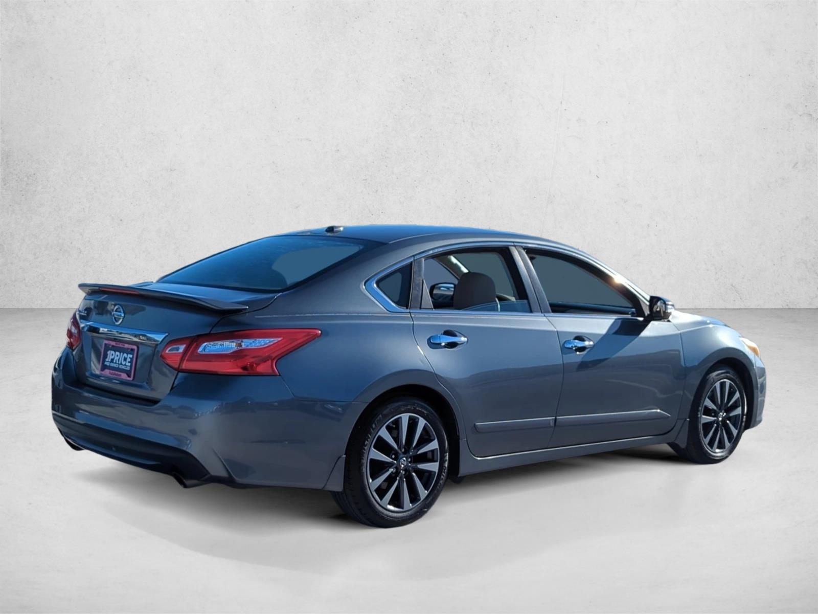 2016 Nissan Altima 2.5 SL photo 3