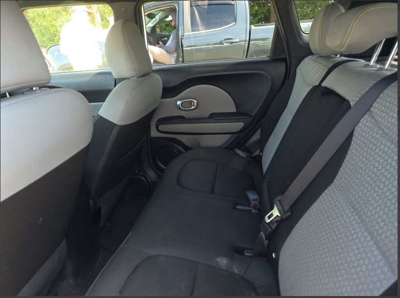 2016 Kia Soul Plus photo 11