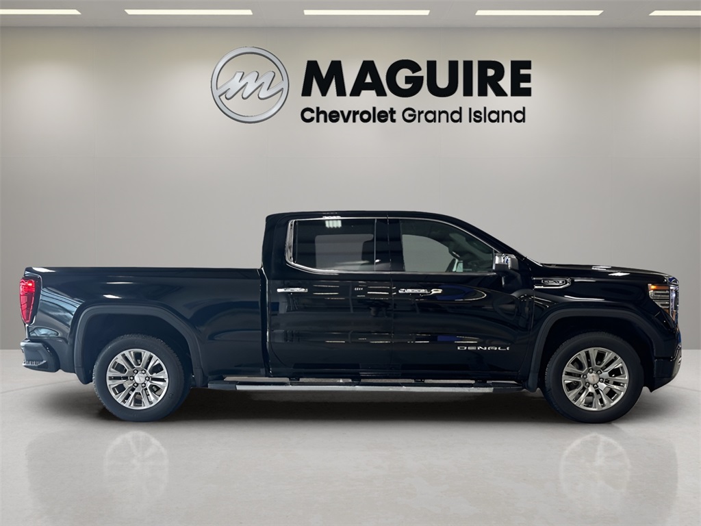 2024 Gmc Sierra 1500 Denali photo 2