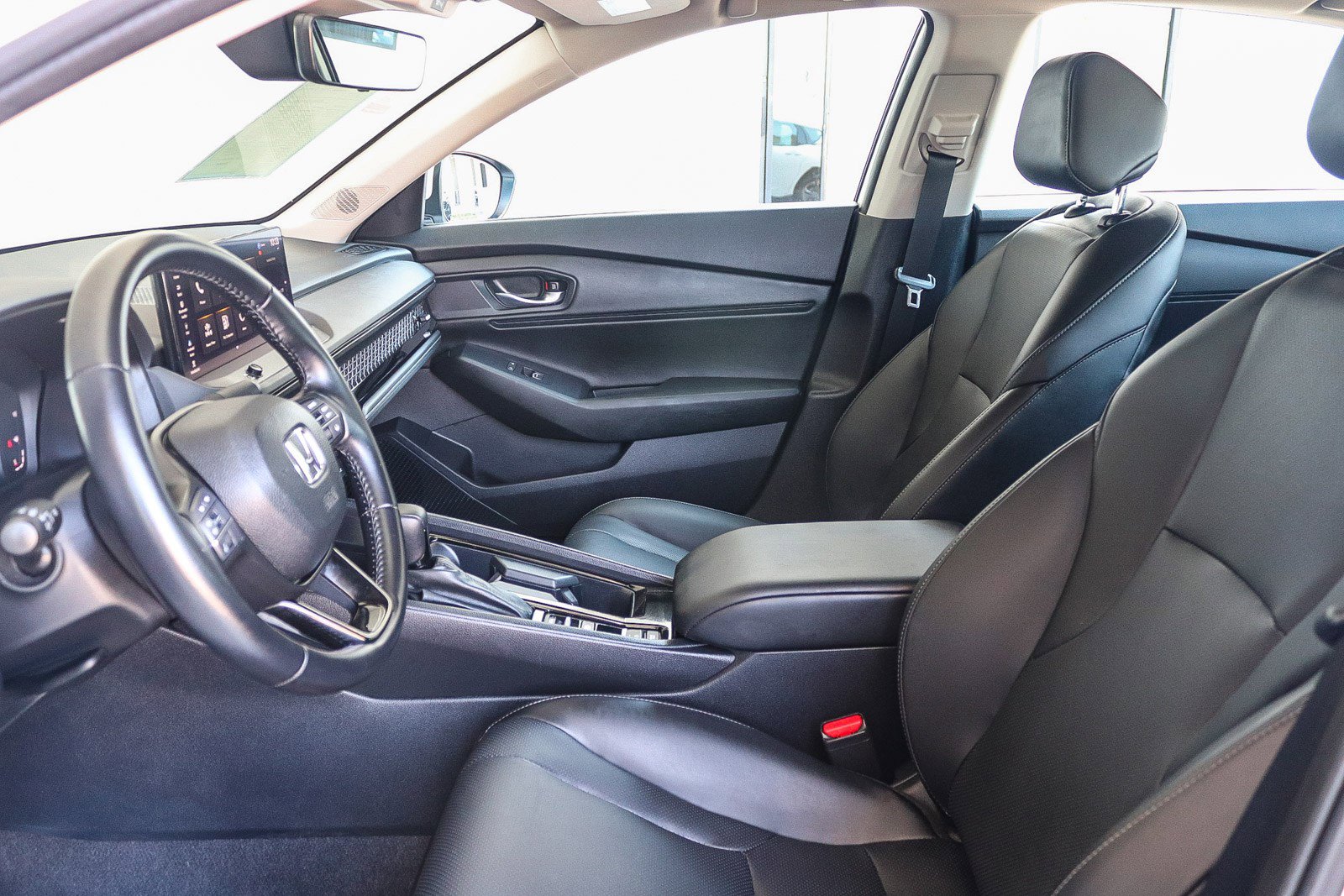 2024 Honda Accord Hybrid EX-L photo 17