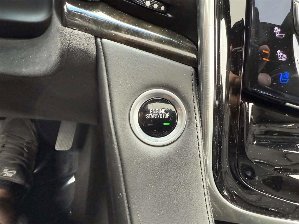 2019 Cadillac Escalade ESV Platinum photo 26