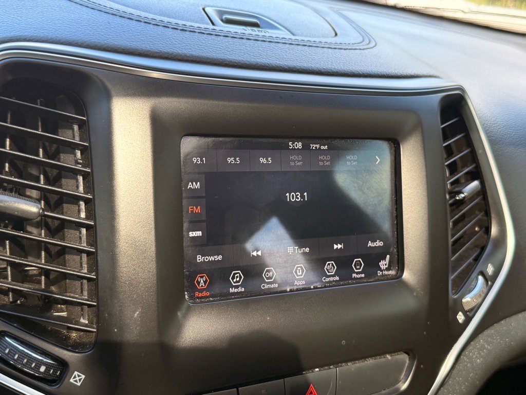 2020 Jeep Cherokee Latitude photo 17