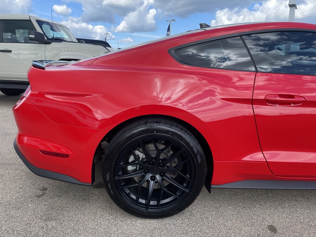 2021 Ford Mustang GT photo 35