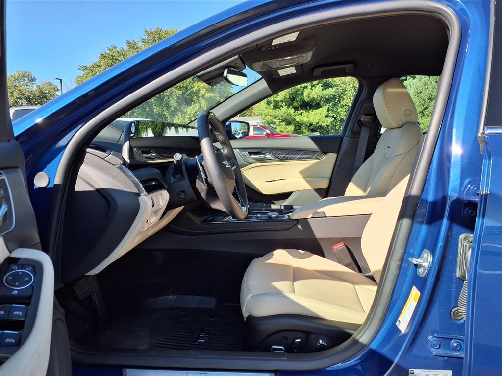 2025 Cadillac CT5 Premium Luxury photo 24