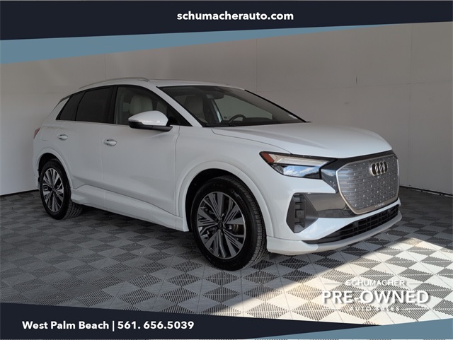 2023 Audi Q4 e-tron Premium's photo