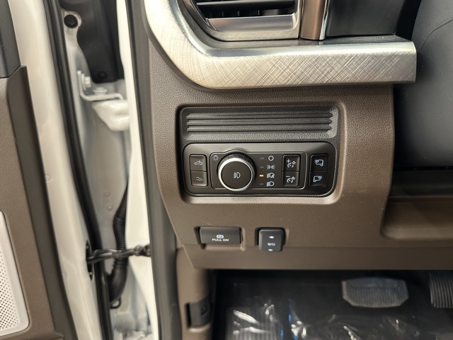 2025 Ford F-350 King Ranch photo 34