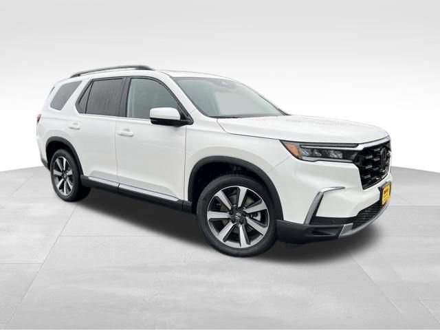 2025 Honda Pilot Touring's photo
