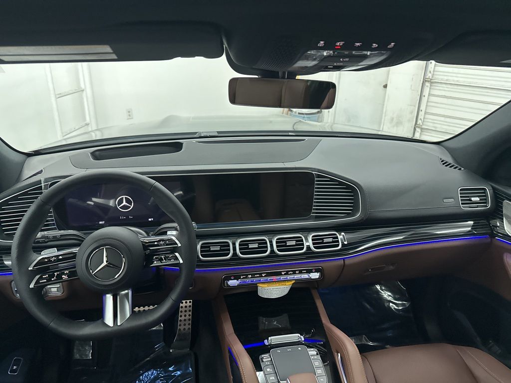 2026 Mercedes Benz GLS 450 4MATIC photo 18