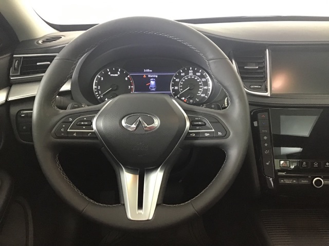 2019 Infiniti QX50 Luxe AWD photo 11