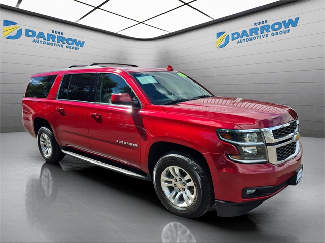 2015 Chevrolet Suburban LT photo 4
