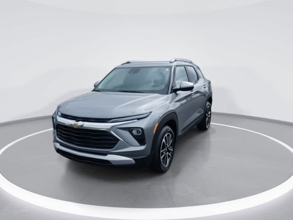 2026 Chevrolet Trailblazer LT photo 3