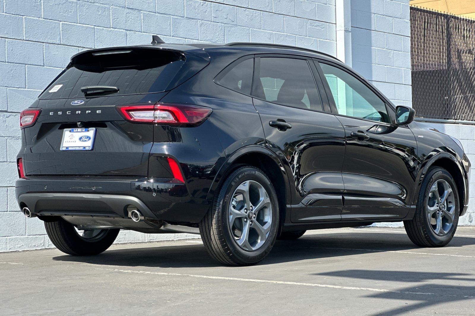 2024 Ford Escape ST-Line photo 3
