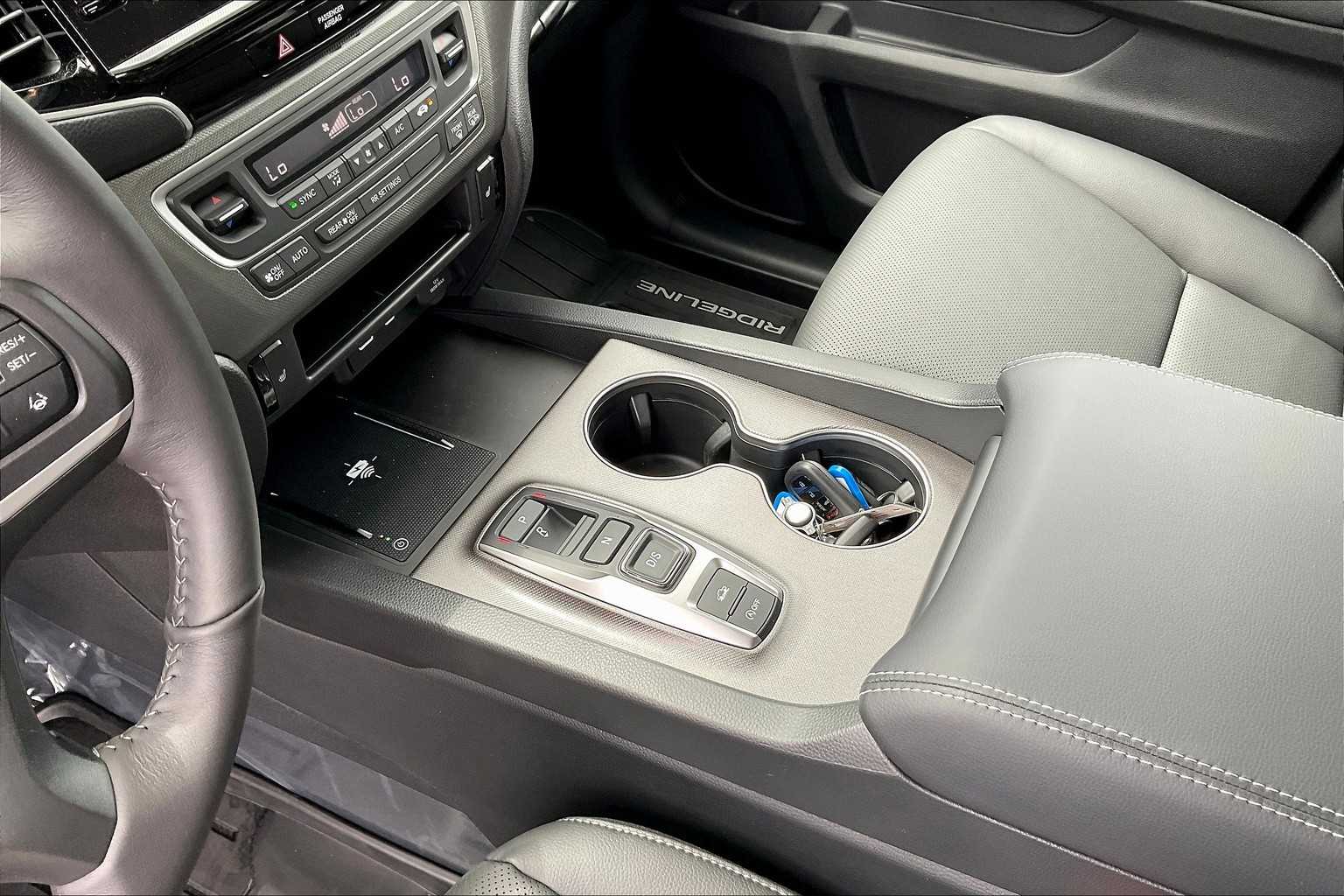 2025 Honda Ridgeline RTL photo 7
