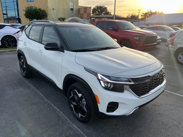 2026 Kia Seltos S photo 2