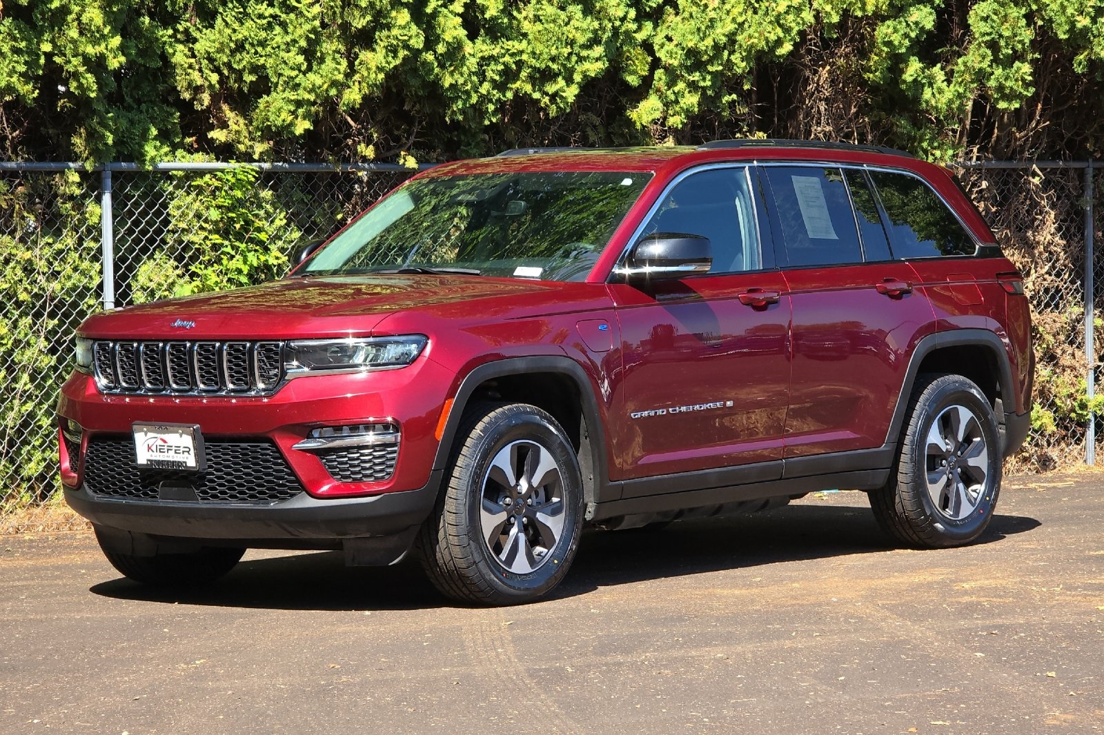 2023 Jeep Grand Cherokee 4xe photo 7