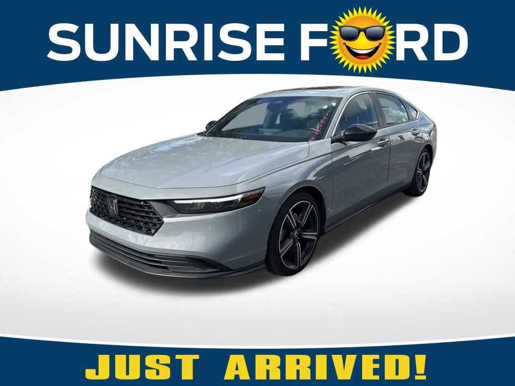 2023 Honda Accord Hybrid Sport photo 2