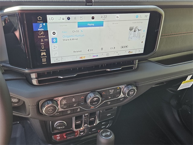 2025 Jeep Wrangler Rubicon X photo 19