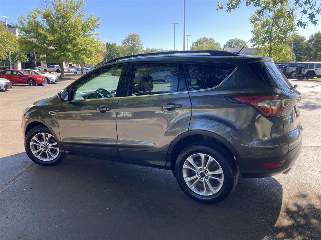 2017 Ford Escape SE photo 4