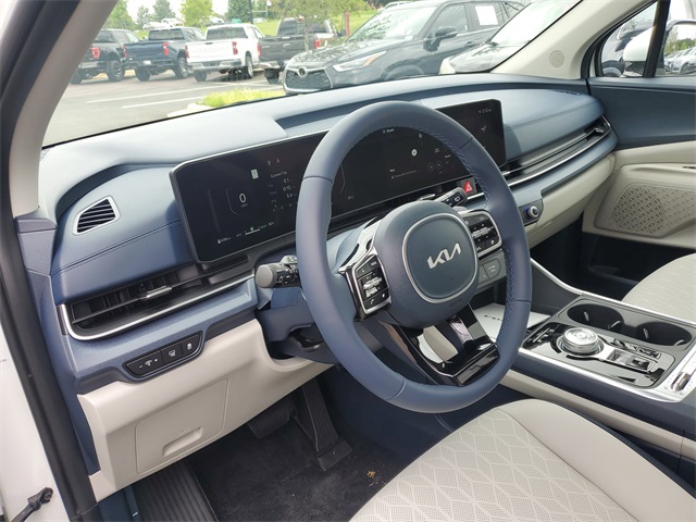 2026 Kia Carnival SX photo 15