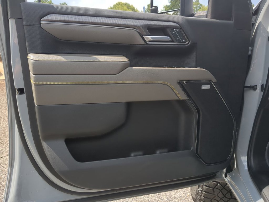 2024 Chevrolet Silverado 2500HD ZR2 photo 23