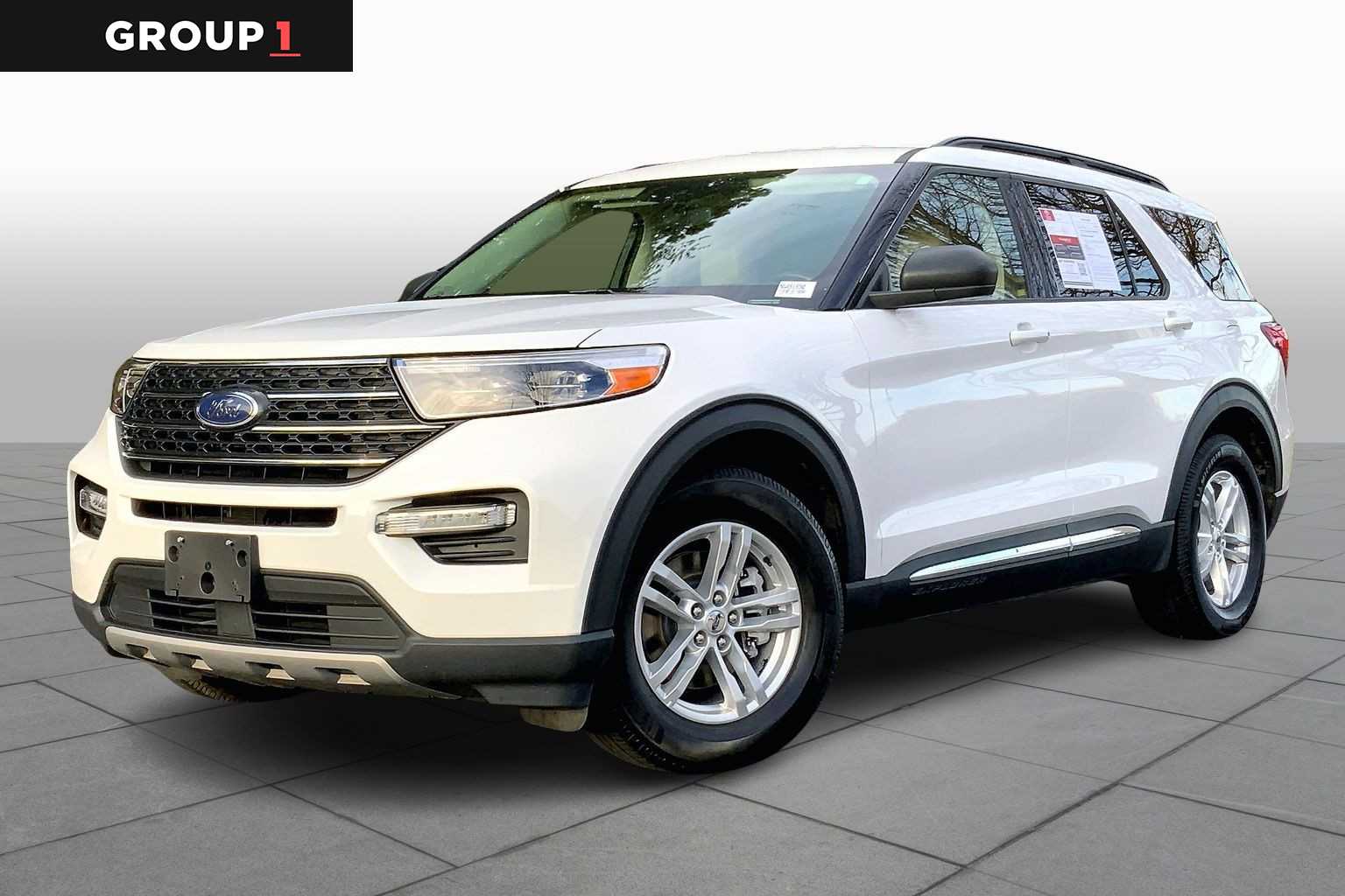 2022 Ford Explorer XLT's photo