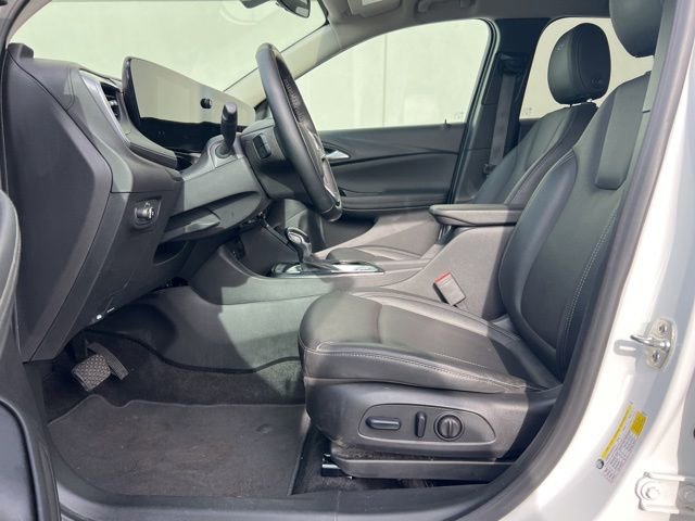 2024 Buick Encore GX Sport Touring photo 5