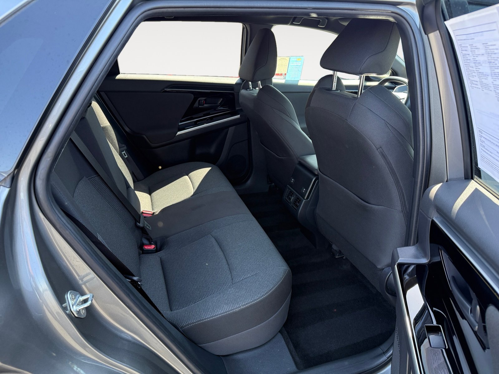 2024 Subaru Solterra Premium photo 18