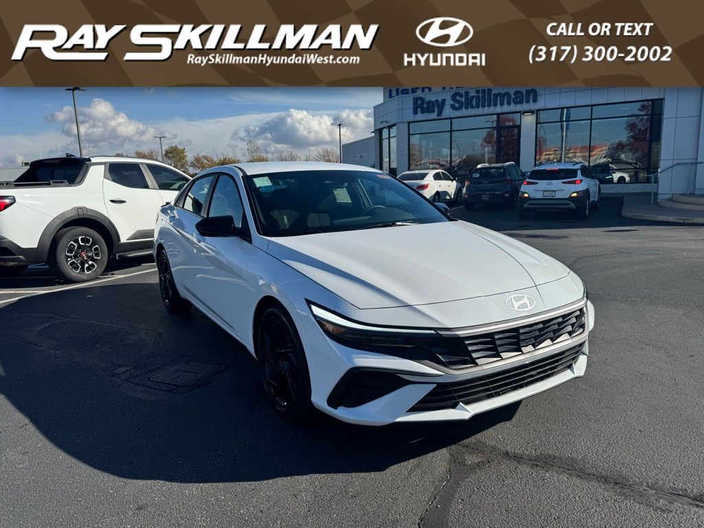 2026 Hyundai Elantra SEL's photo