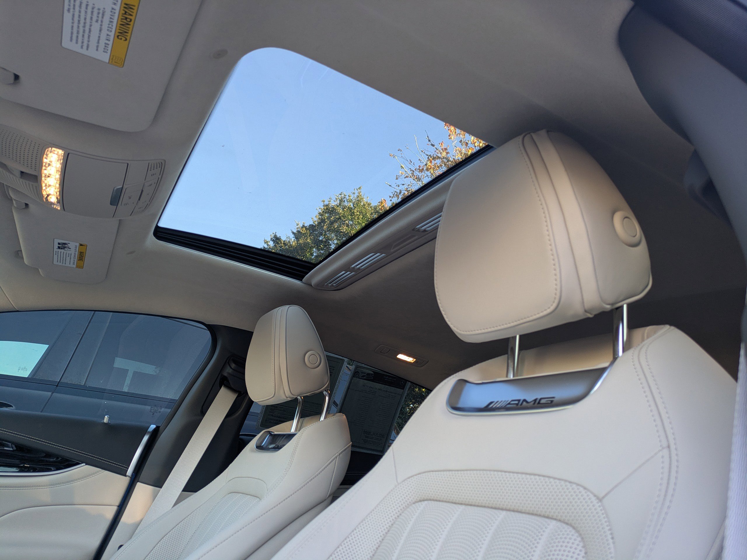 2025 Mercedes Benz AMG GT photo 4