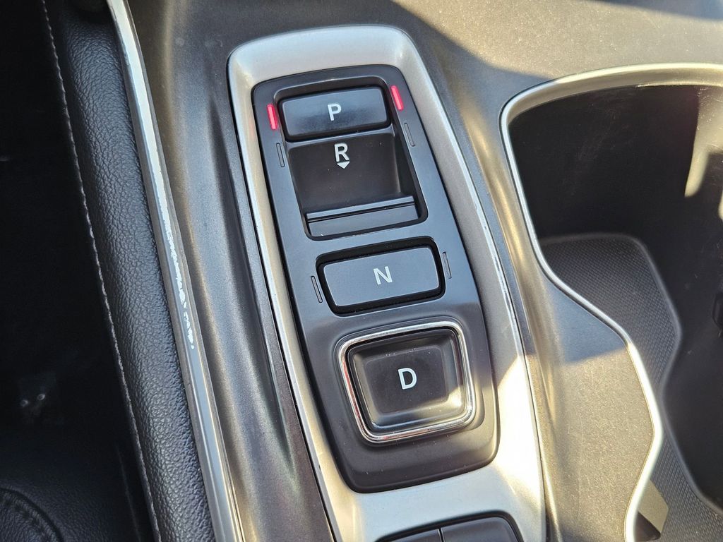 2021 Honda Accord Hybrid EX-L photo 16