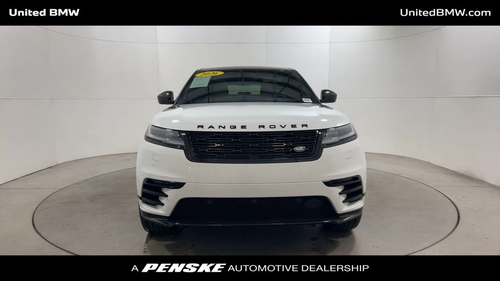 2026 Land Rover Range Rover Velar SE photo 3