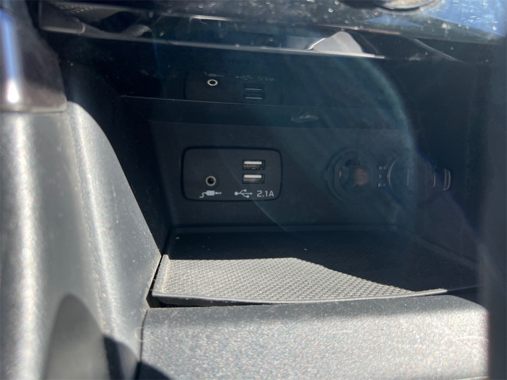 2020 Subaru Forester Premium photo 21