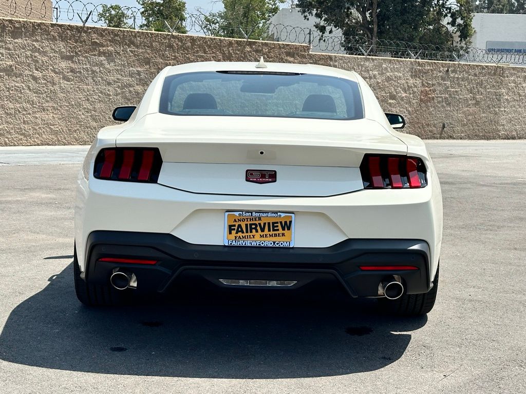 2025 Ford Mustang GT Premium photo 4