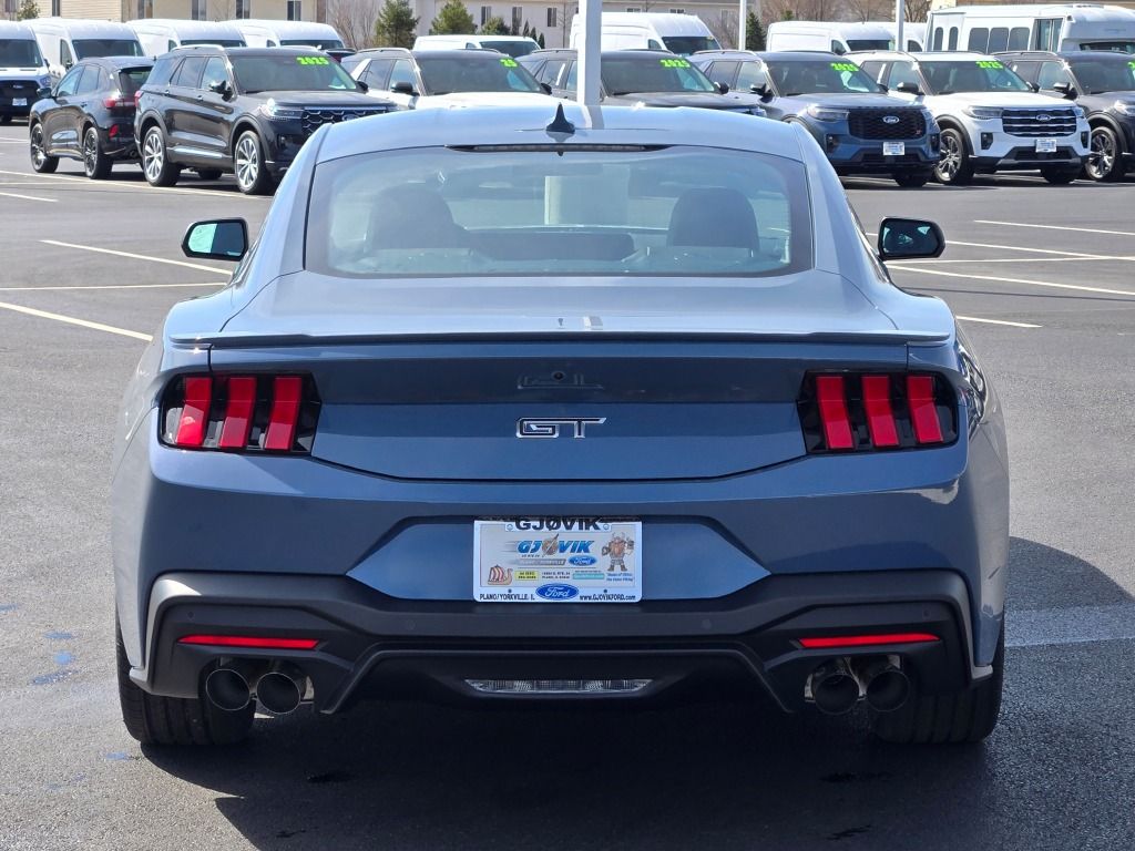2025 Ford Mustang GT Premium photo 10