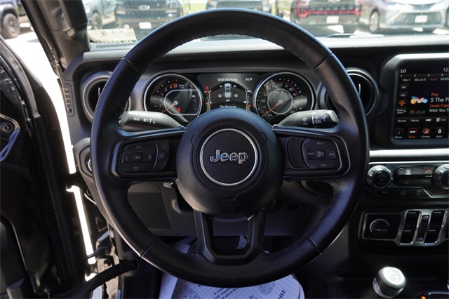 2021 Jeep Gladiator Sport photo 23
