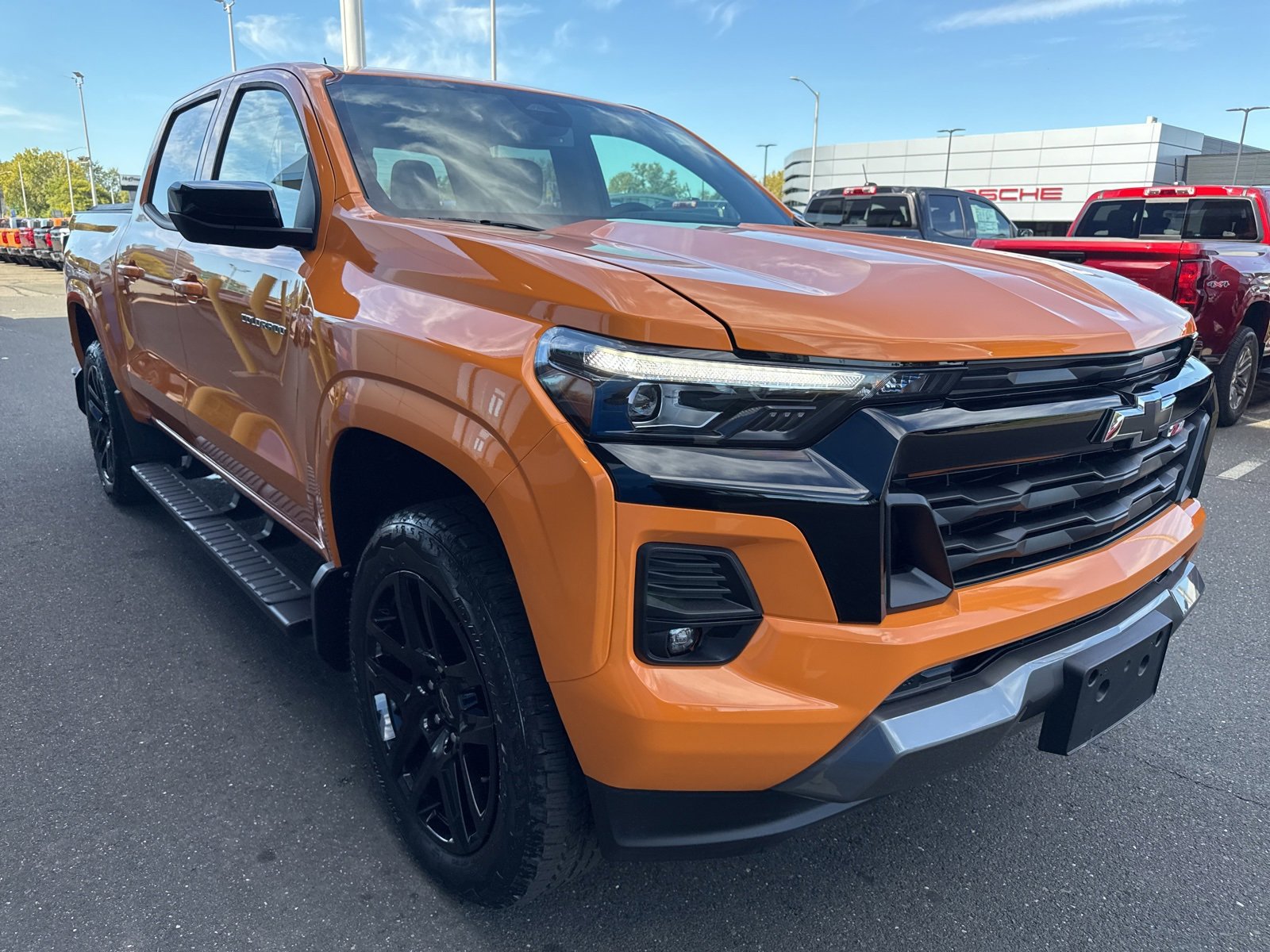 2025 Chevrolet Colorado Z71 photo 4