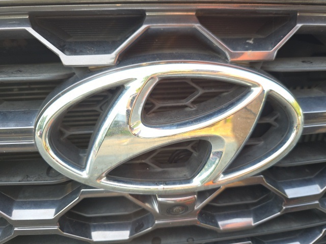 2020 Hyundai Santa Fe Limited photo 12