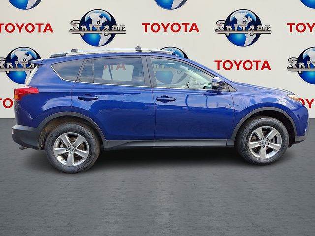 2015 Toyota RAV4 XLE photo 7